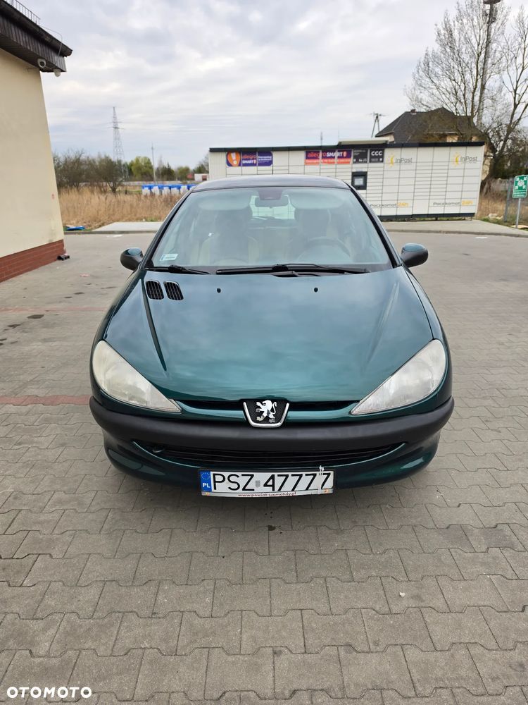 Peugeot 206 - 1