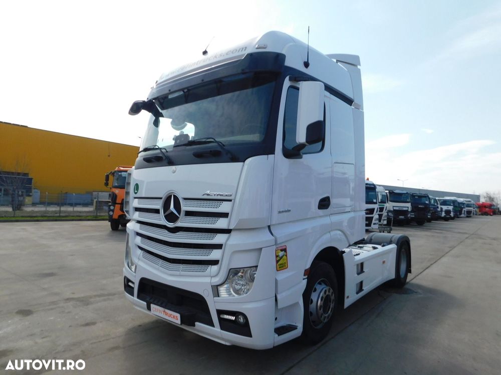 Mercedes-Benz Actros - 1