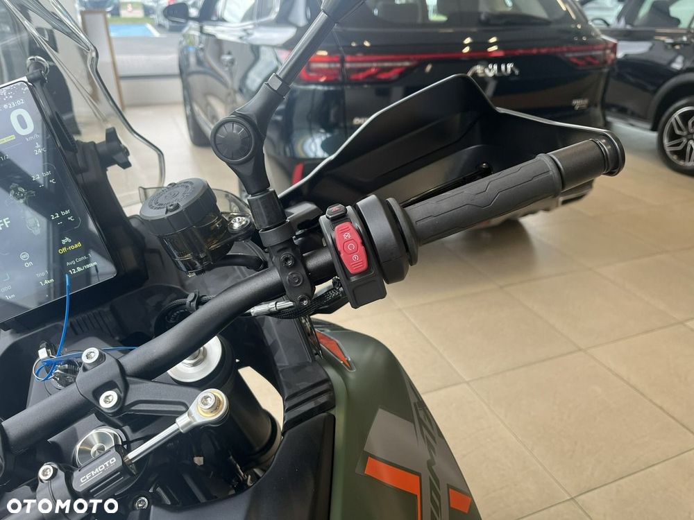 CFMoto MT-X - 8