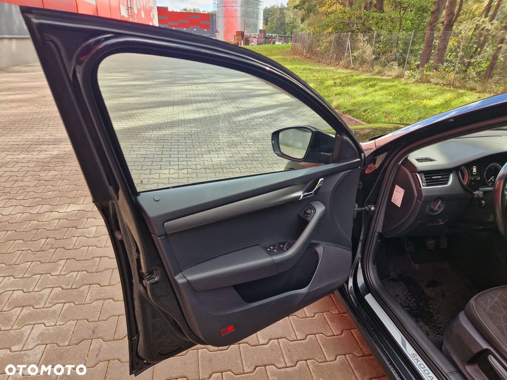Skoda Octavia 1.8 TSI Clever - 17