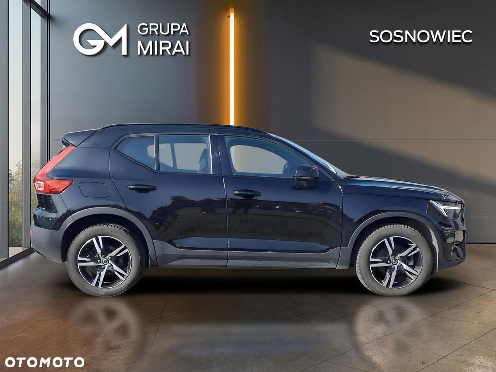 Volvo XC 40 B3 Plus Dark - 6