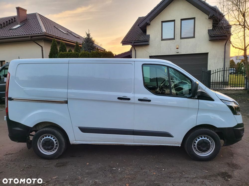 Ford Transit Custom - 12