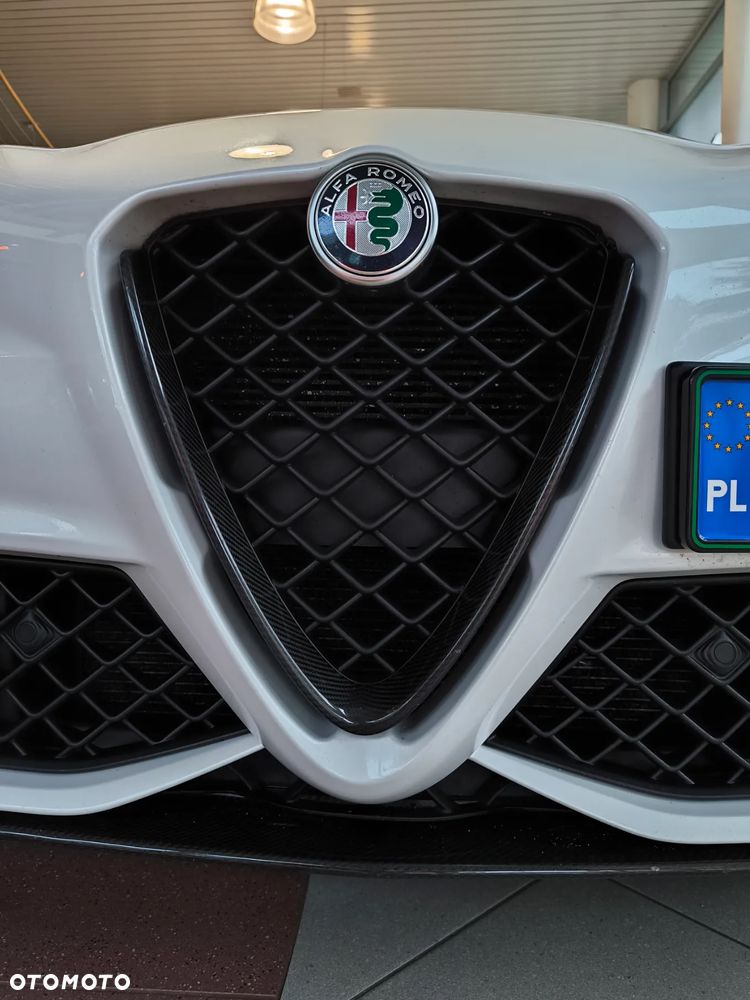 Alfa Romeo Giulia 2.9 Bi Turbo V6 Quadrifoglio - 33