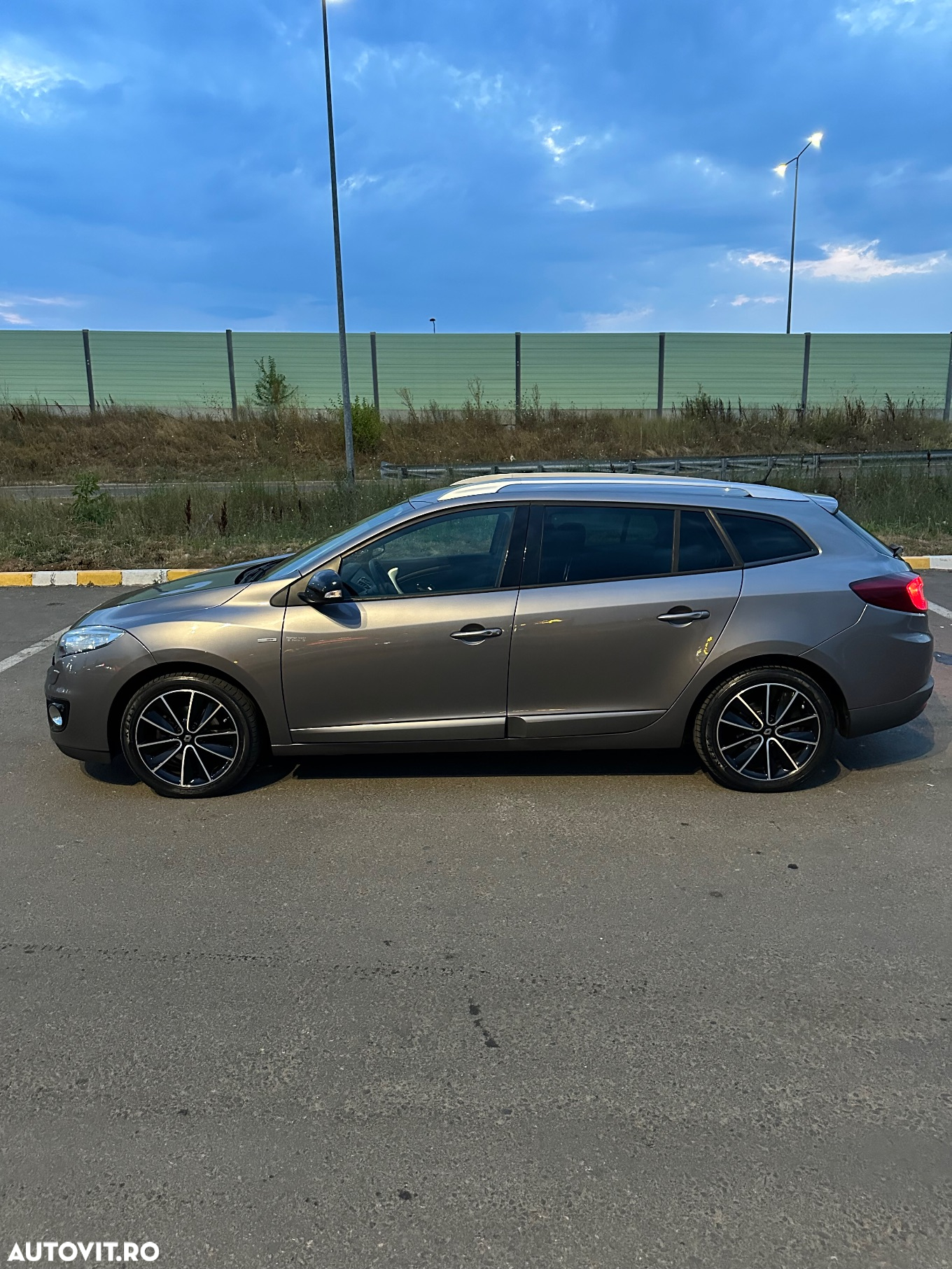 Renault Megane ENERGY dCi 110 Start & Stop Bose Edition - 7