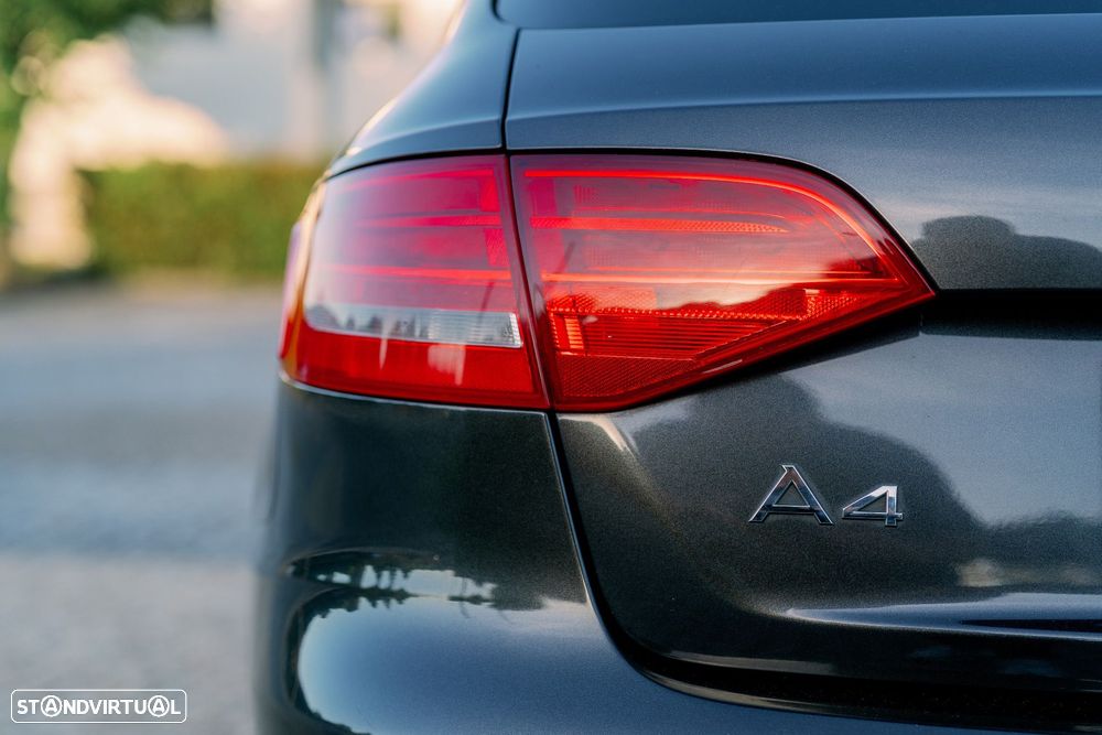 Audi A4 Avant 2.0 TDI multitronic - 10