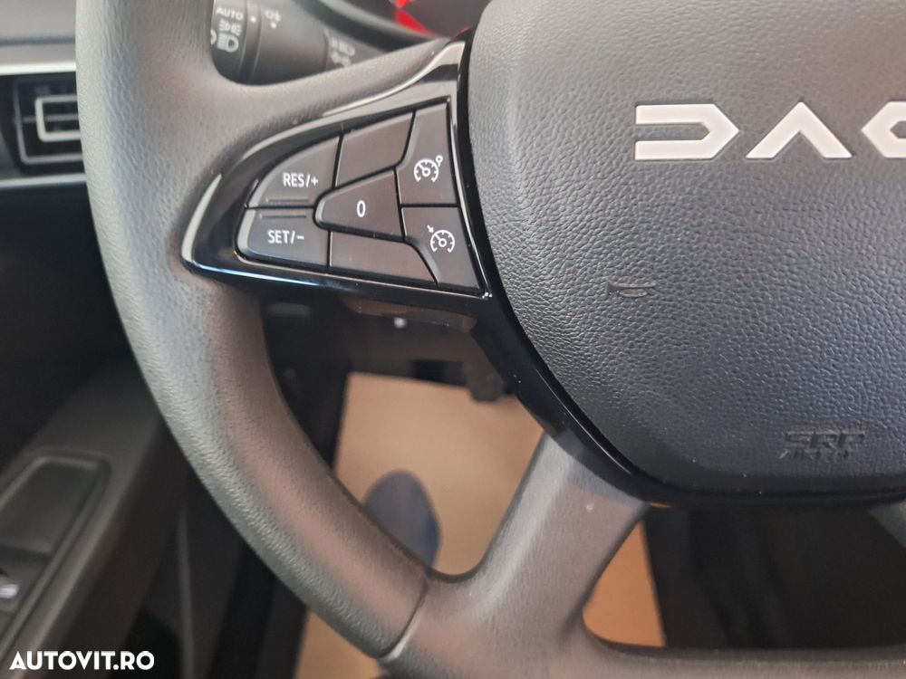 Dacia Logan ECO-G 100 MT5 Essential - 29