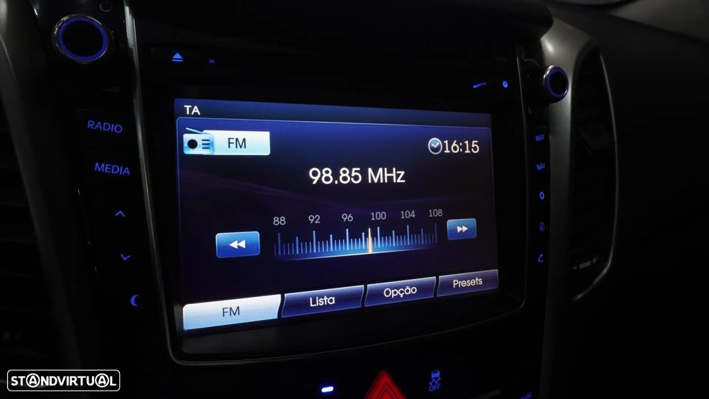 Hyundai i30 1.6 CRDI Blue Comfort AC Auto+J17 - 21