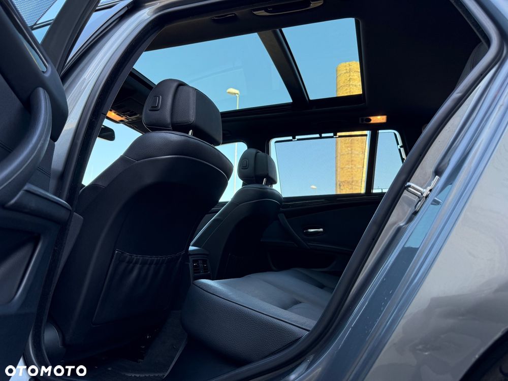 BMW Seria 5 525d Edition Lifestyle - 21