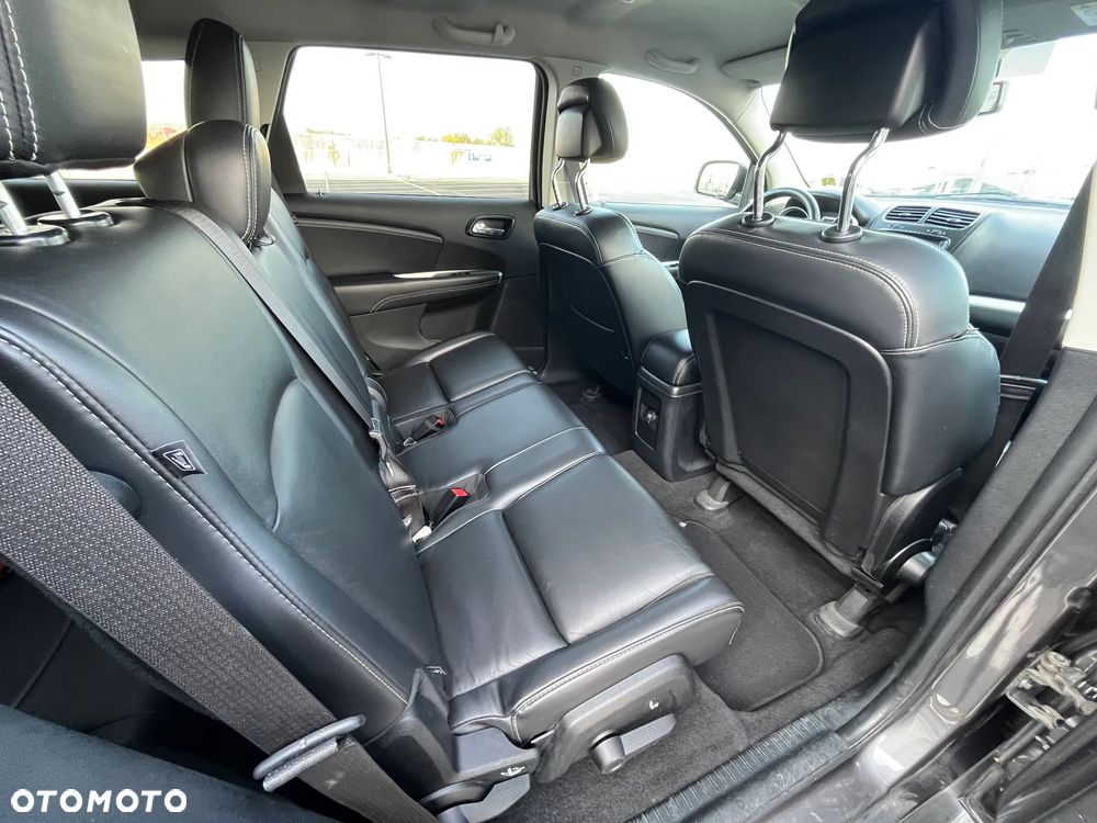 Fiat Freemont 2.0 Multijet Black Code AWD - 24