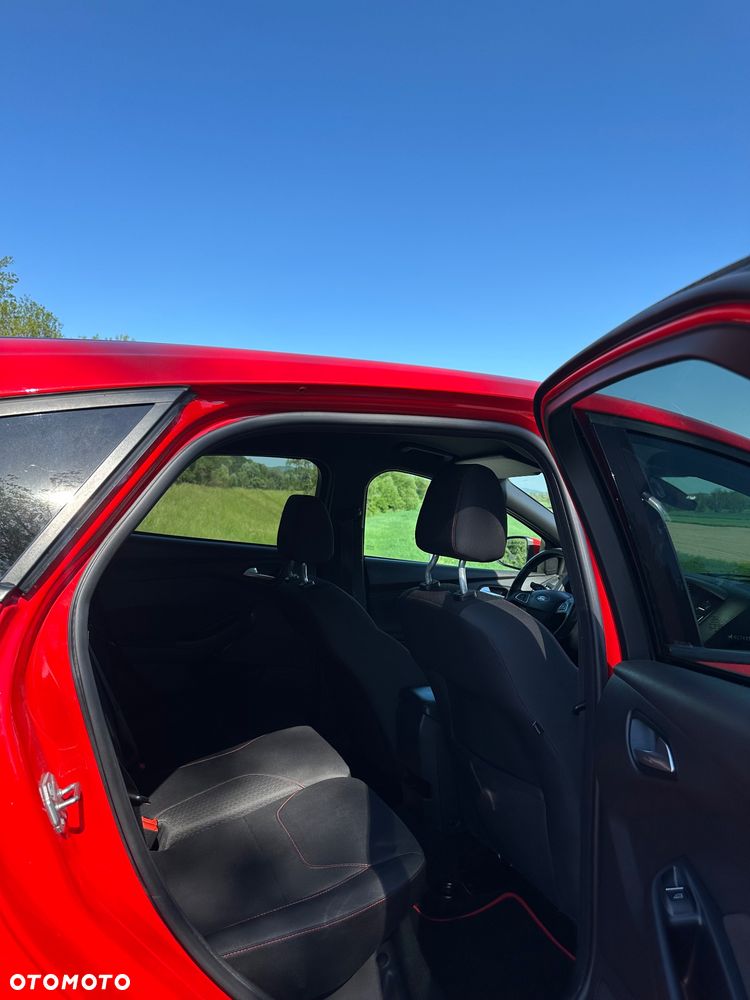 Ford Focus 1.0 EcoBoost ST-Line - 8