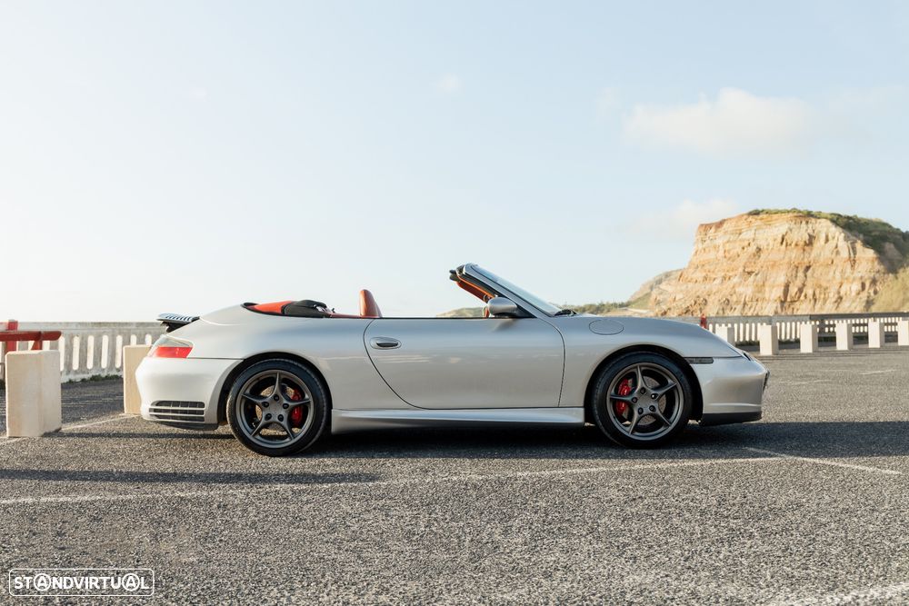 Porsche 911 (996) Carrera 4 Cabrio - 7
