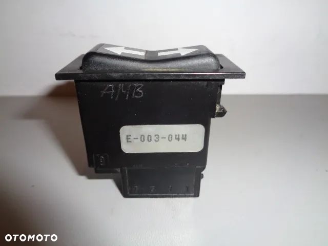 Przełącznik podnośnika New Holland 8970 8870 8770 8670 Ford FiatAgri G240 G210 G190 G170 - 2