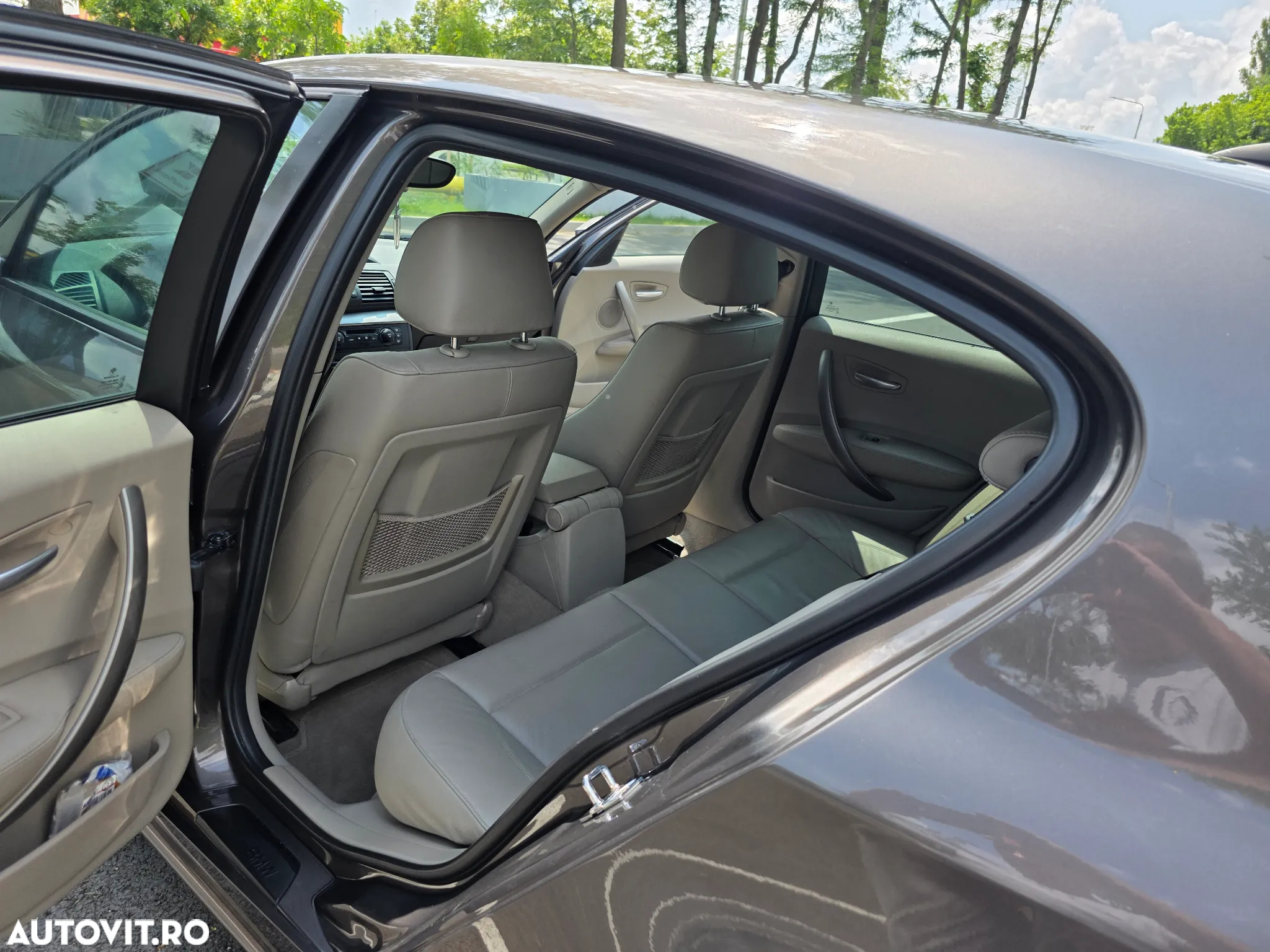 BMW Seria 1 120d - 15