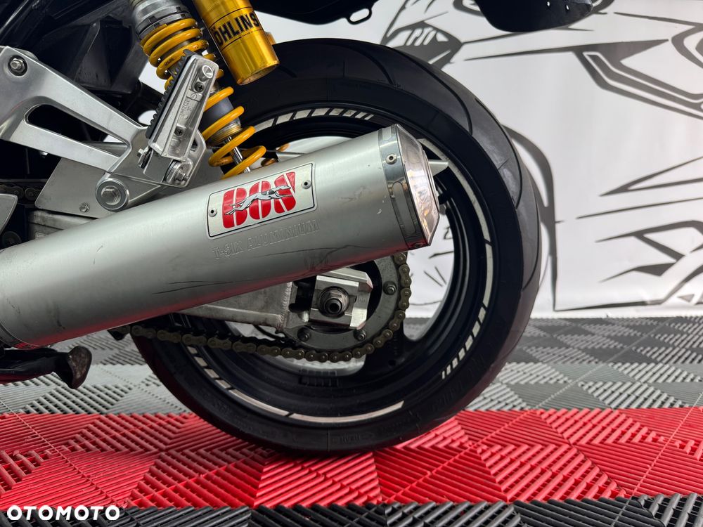 Yamaha XJR - 15
