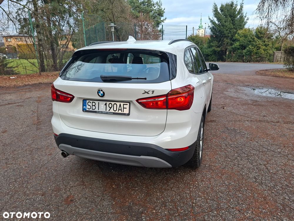 BMW X1 sDrive18d Advantage - 24