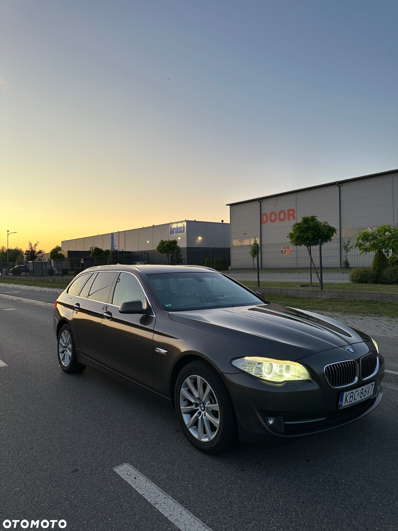BMW Seria 5 520d Touring Luxury Line - 7