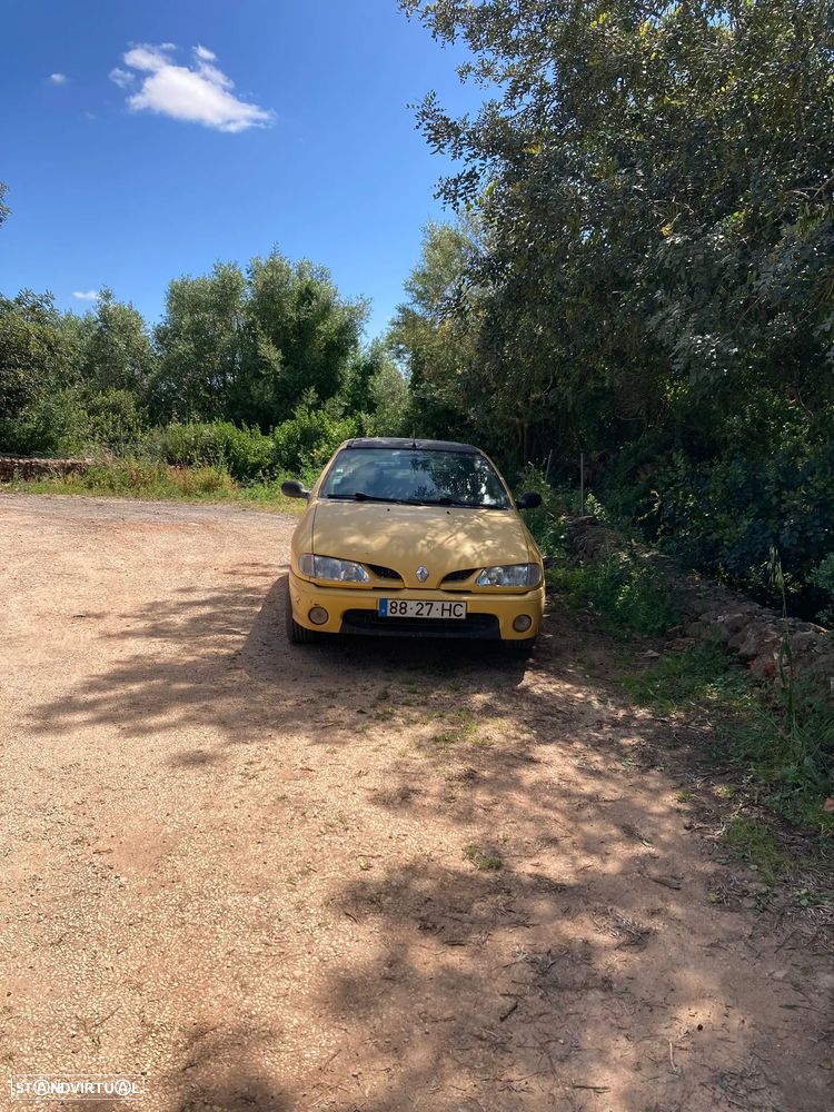 Renault Mégane Grand Coupe - 2