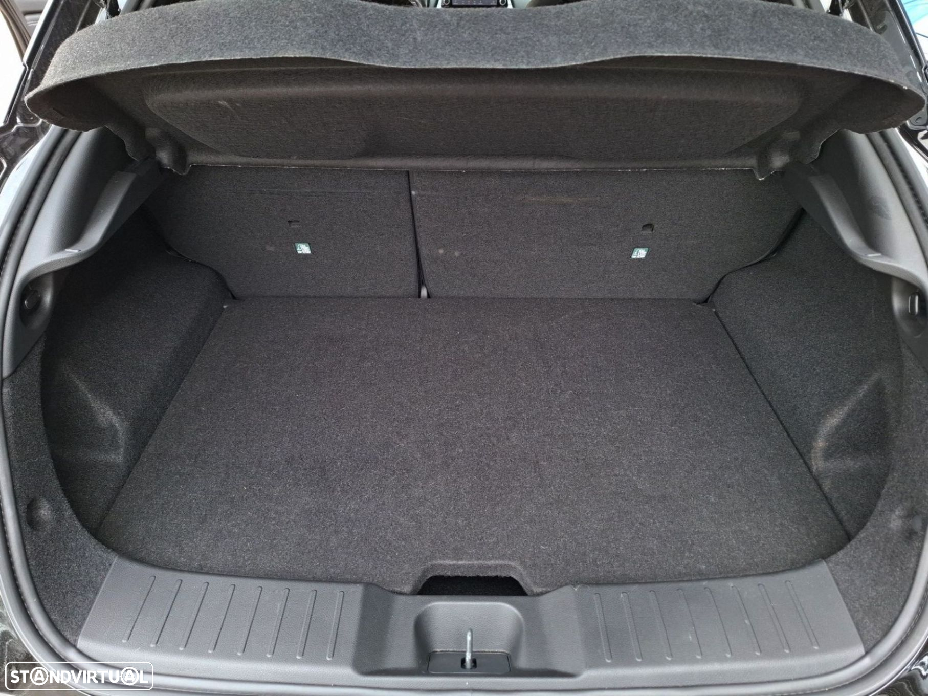 Nissan Juke 1.0 DIG-T N-Connecta - 25