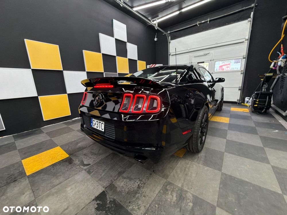 Ford Mustang 3.7 V6 Premium - 33