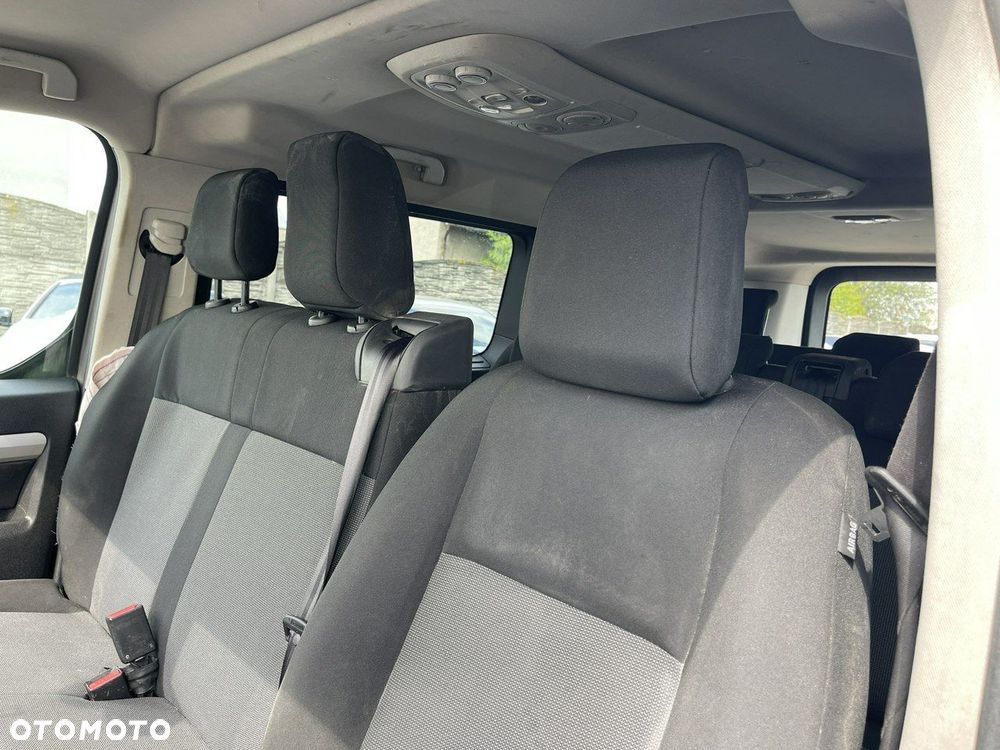 Peugeot Traveller - 11