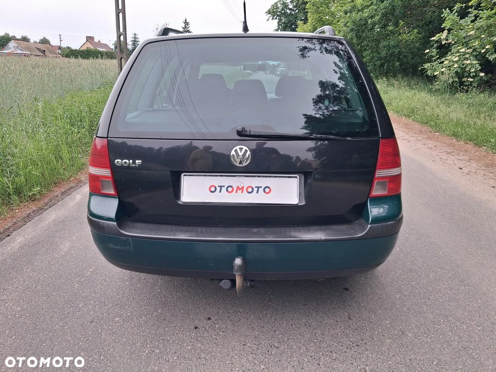 Volkswagen Golf - 4