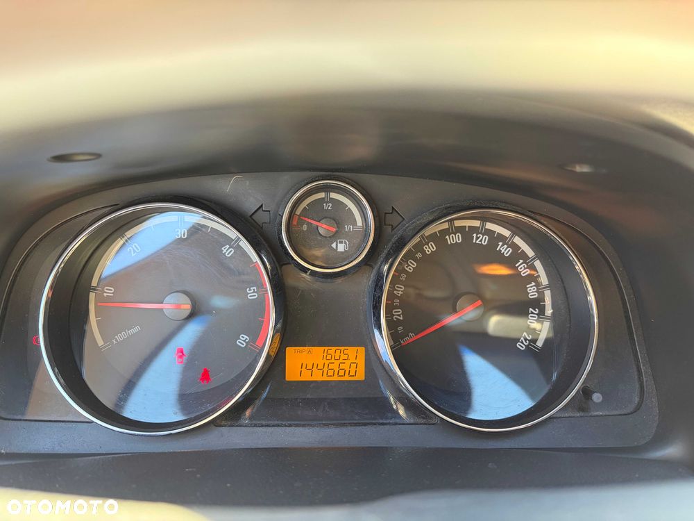 Opel Antara - 7