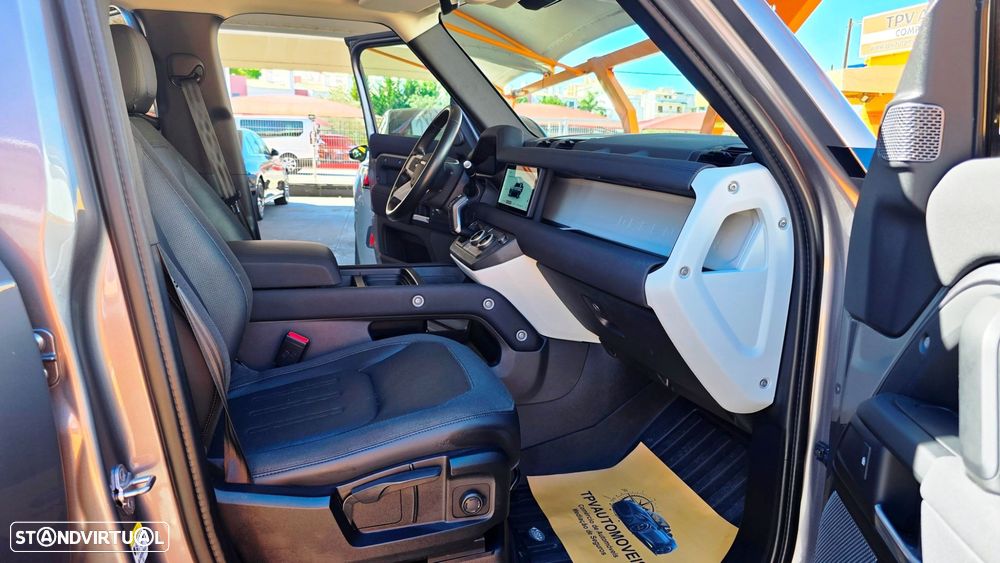 Land Rover Defender 2.0 D 110 AWD S - 30