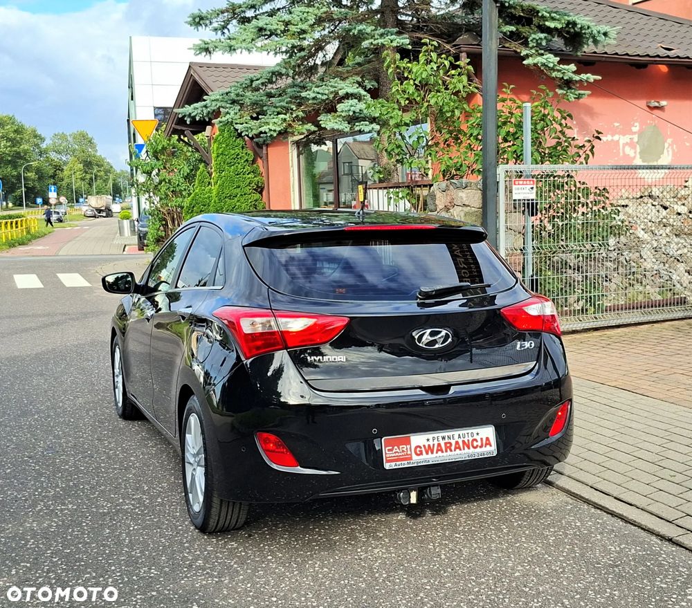 Hyundai i30 blue 1.6 CRDi Style - 5