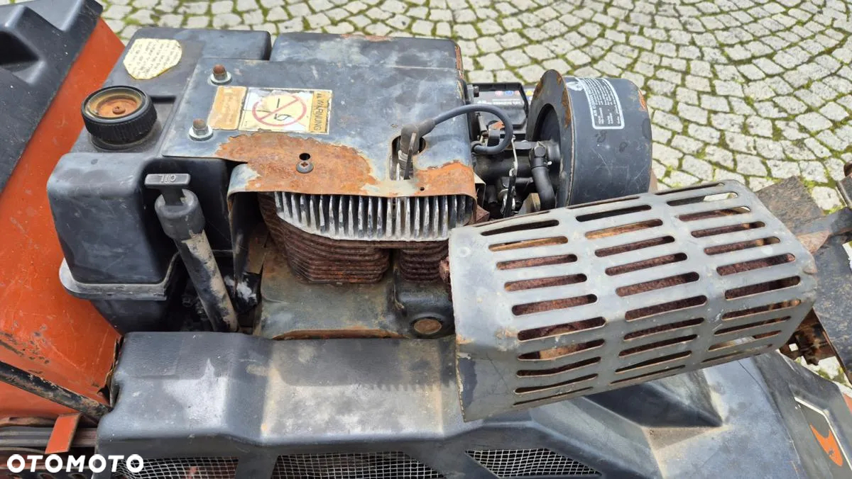 Ditch Witch Koparka łańcuchowa DITCH WITCH 1620 KE - 15
