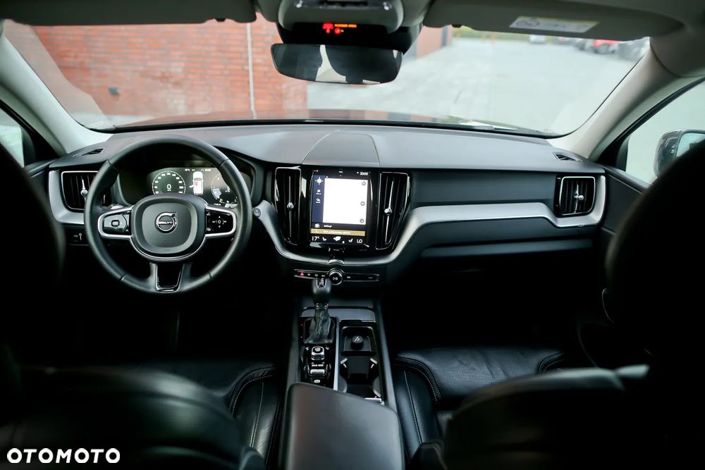 Volvo XC 60 D5 AWD Geartronic Inscription - 21