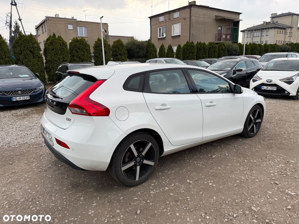 Volvo V40 D2 - 12