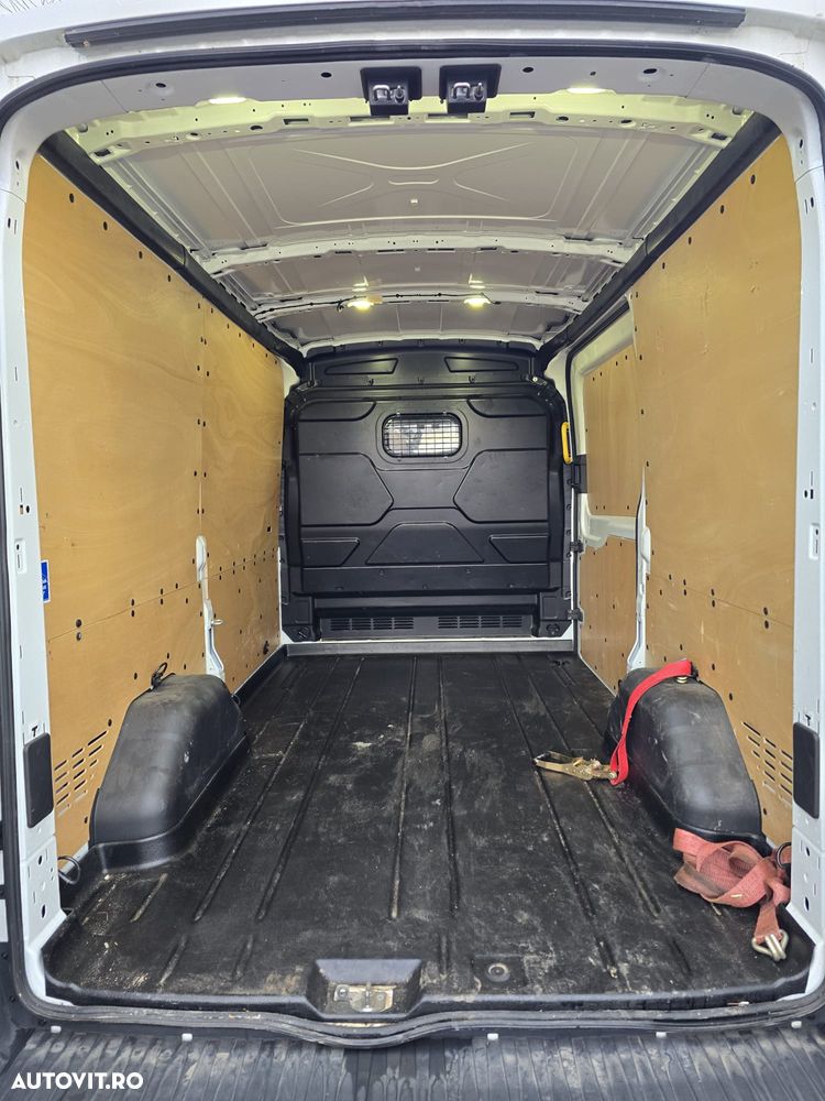 Ford Transit - 6