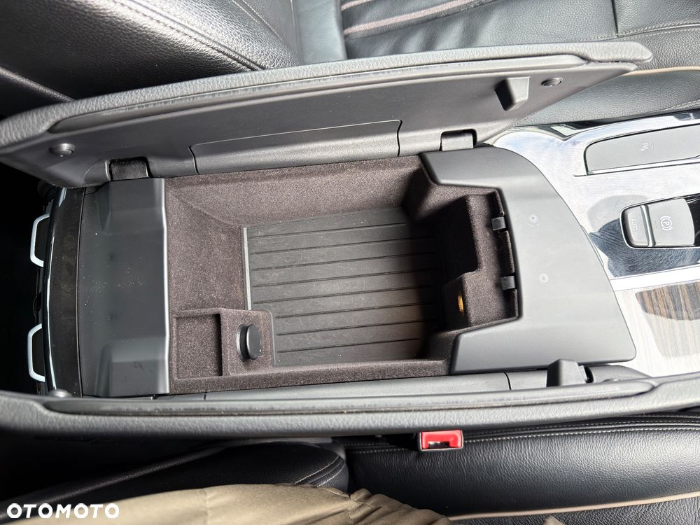 BMW Seria 5 530d xDrive Luxury Line - 39