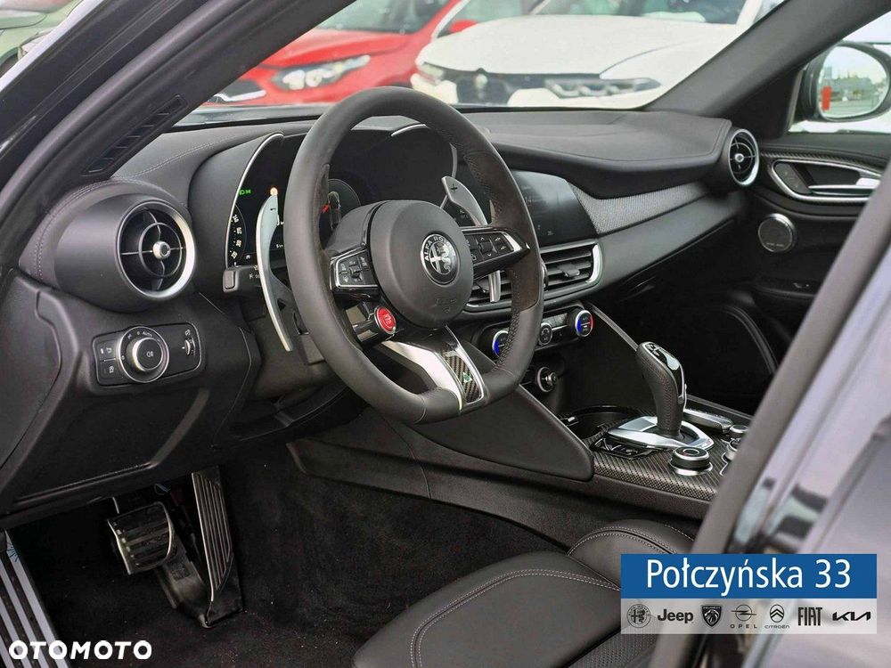 Alfa Romeo Giulia - 9