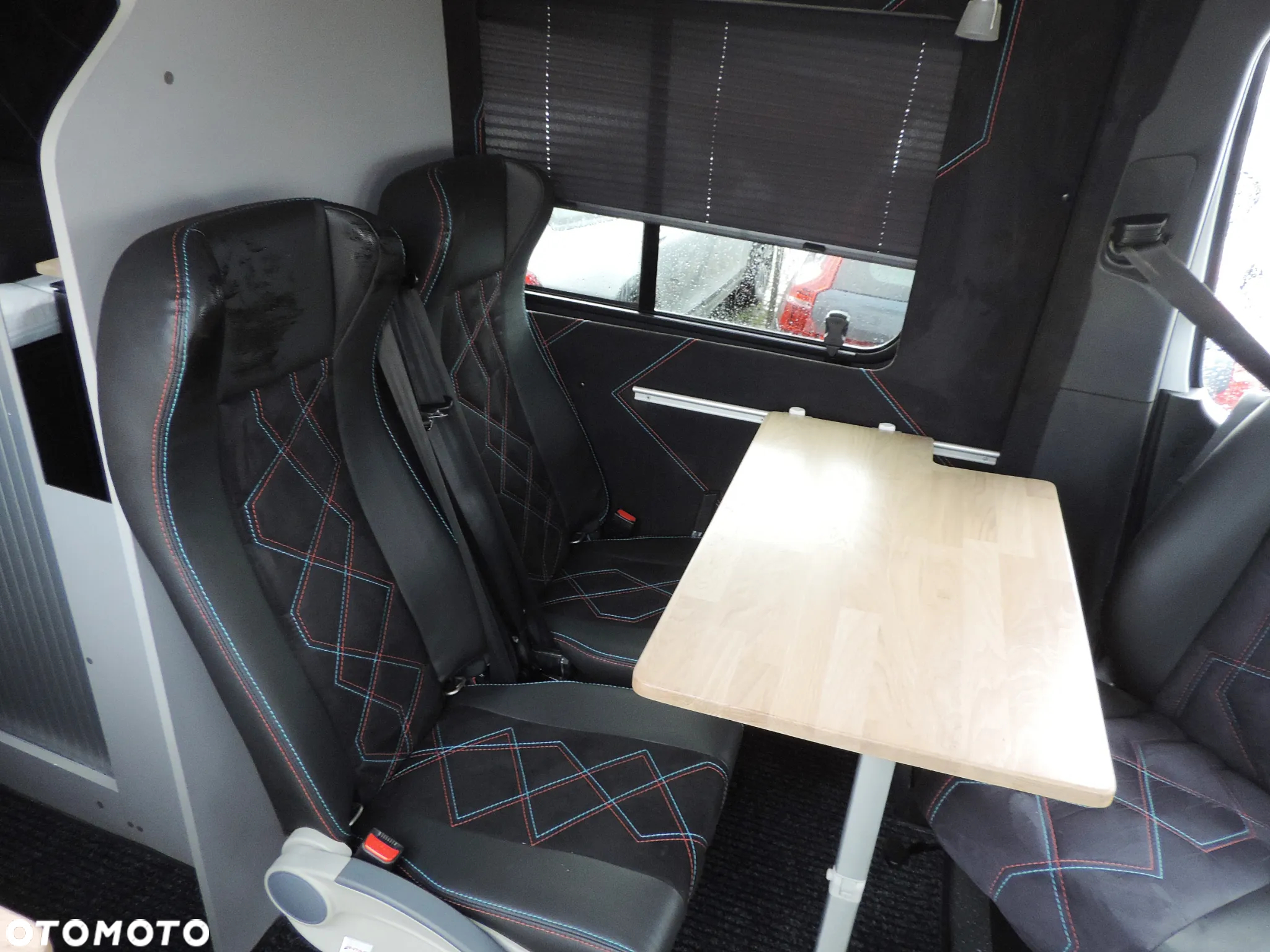 Mercedes-Benz Sprinter Campervan 4 os. Klima Postojowa VIP Napęd przedni - 13