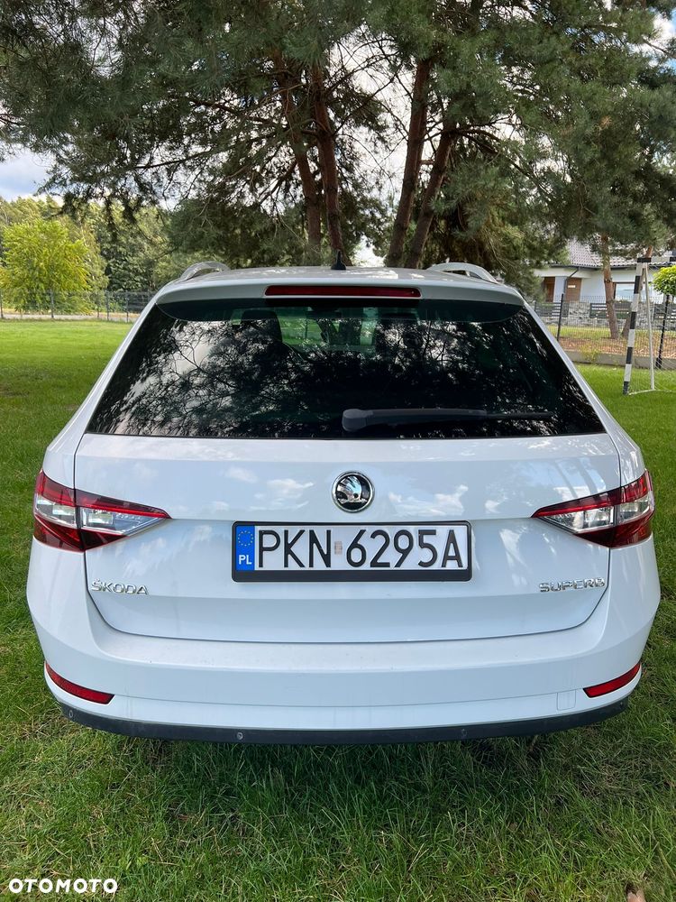 Skoda Superb 2.0 TDI Active DSG - 3