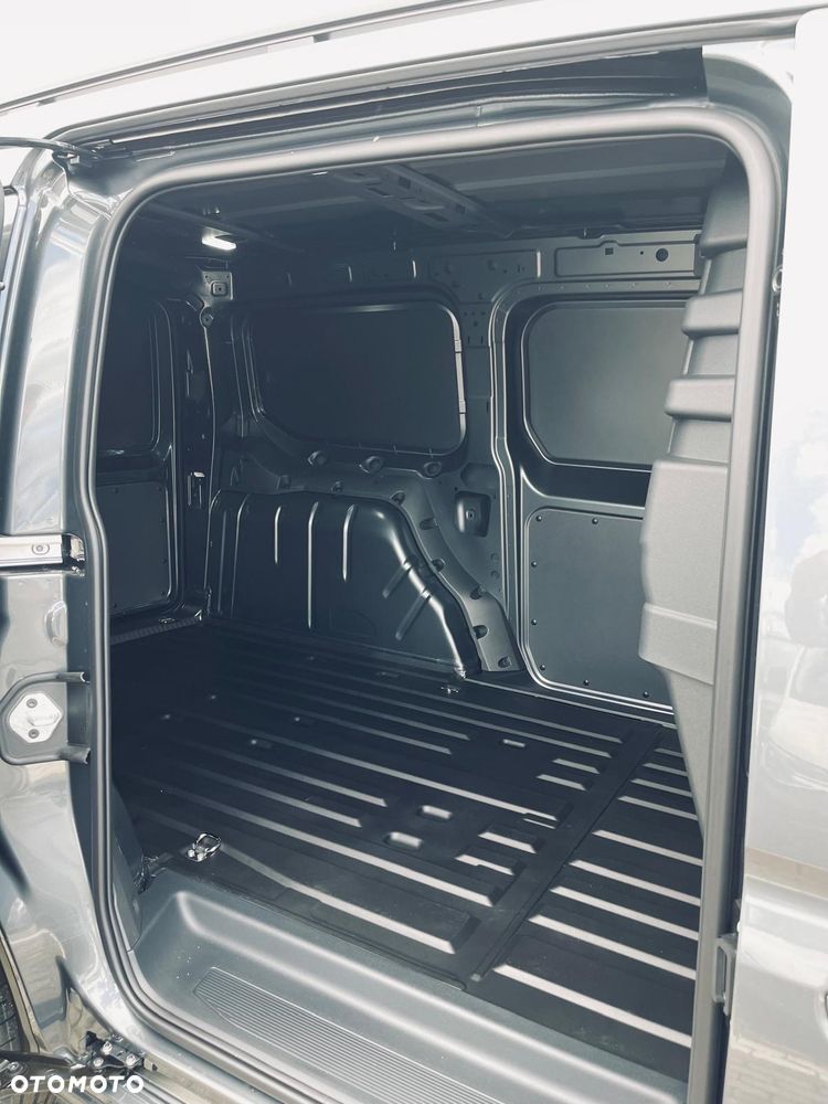 Volkswagen Caddy Cargo Maxi - 8