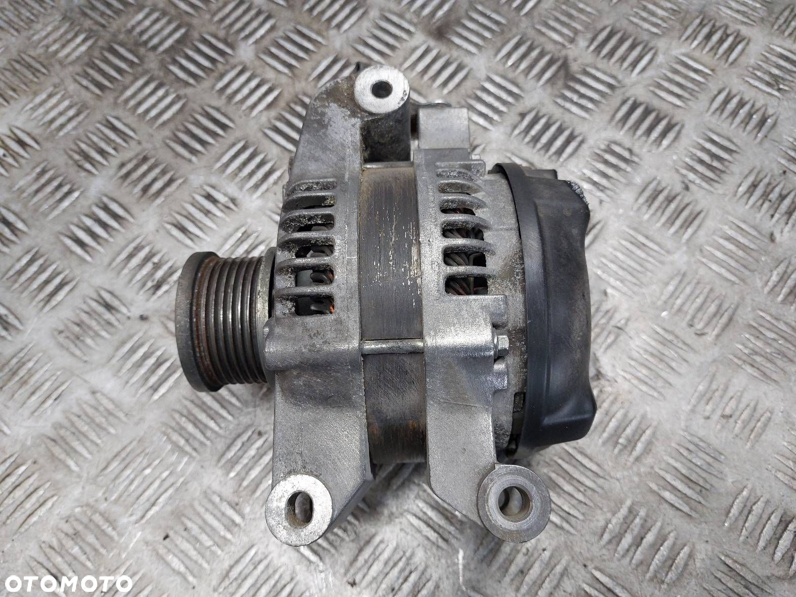 ALTERNATOR LEXUS IS II 220D 27060-26030 - 5