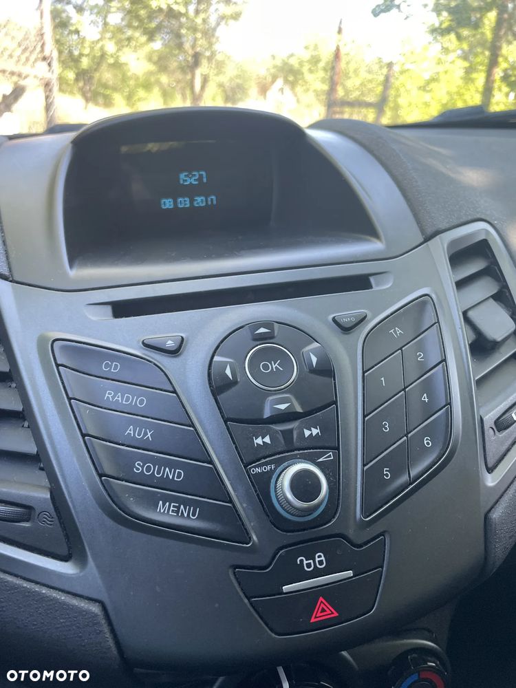 Ford Fiesta 1.0 Trend - 8