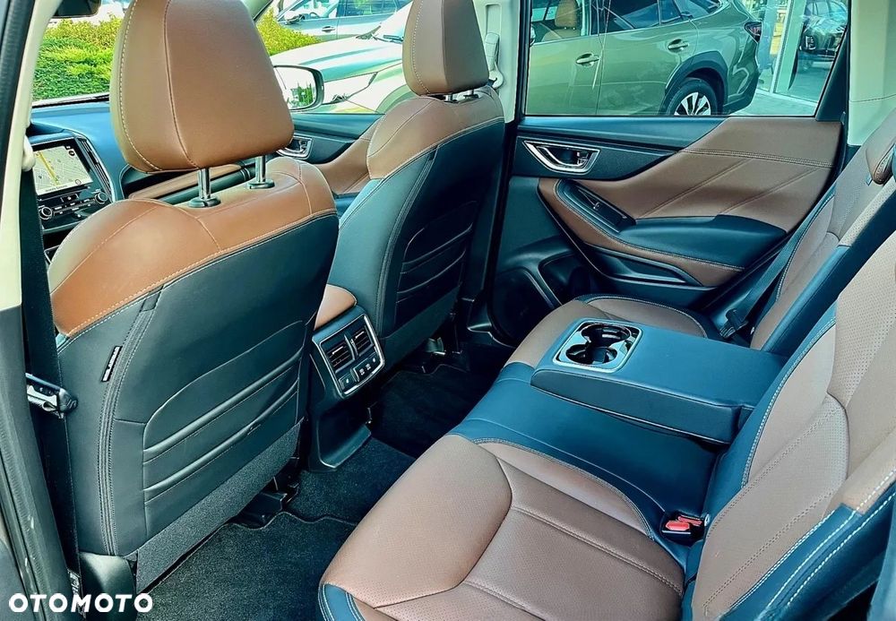 Subaru Forester 2.0i-L Platinum (EyeSight) Lineartronic - 12