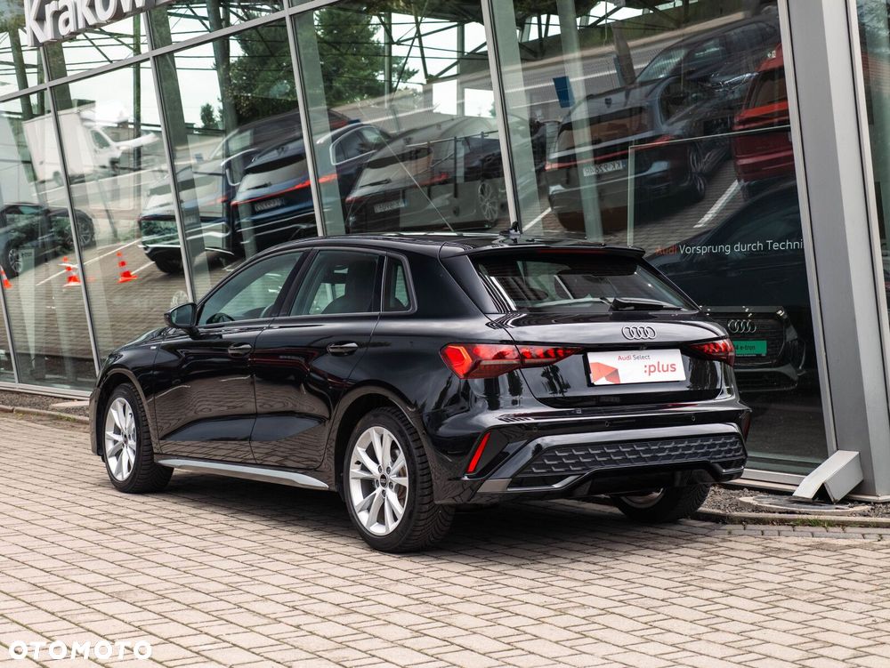 Audi A3 Sportback - 12