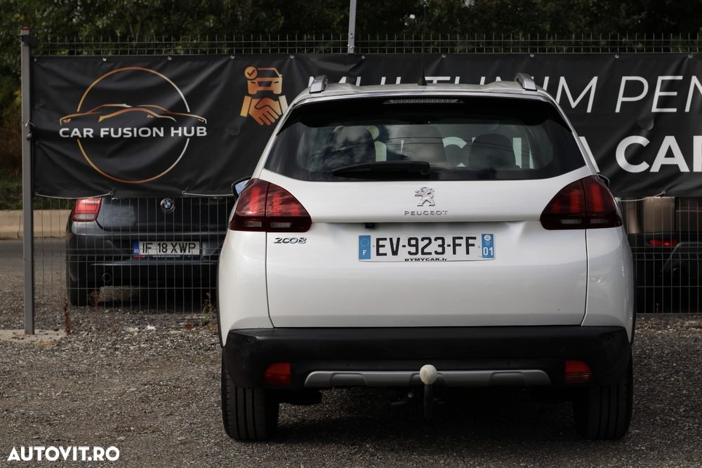 Peugeot 2008 1.2 PureTech Turbo EAT6 S&S Allure - 21