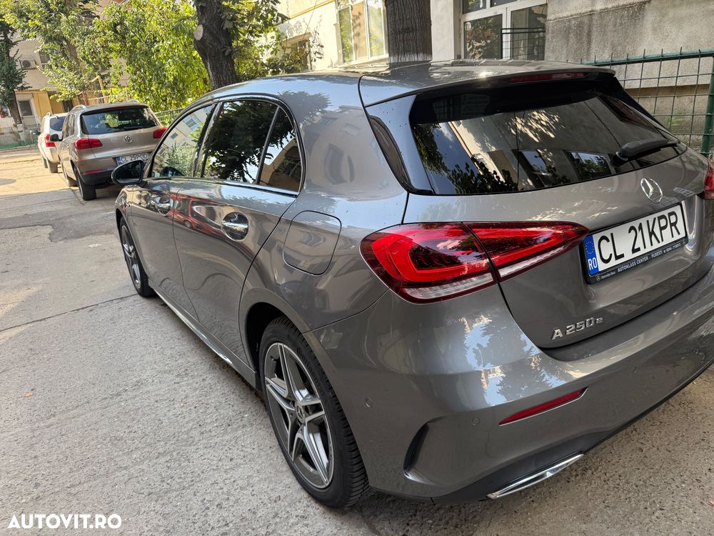 Mercedes-Benz A 250 - 12