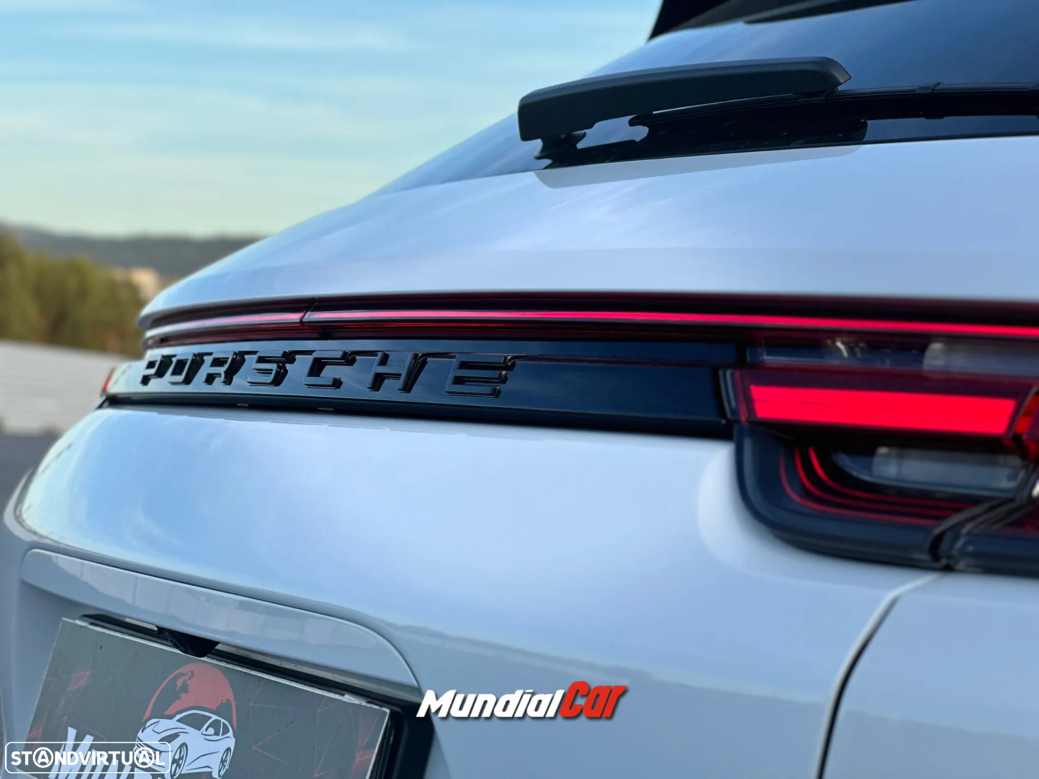 Porsche Panamera Sport Turismo - 45