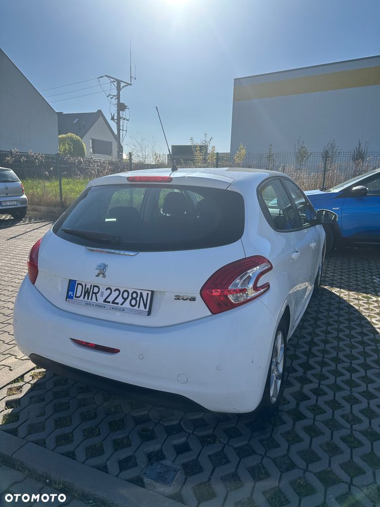 Peugeot 208 1.4 HDi Access - 2