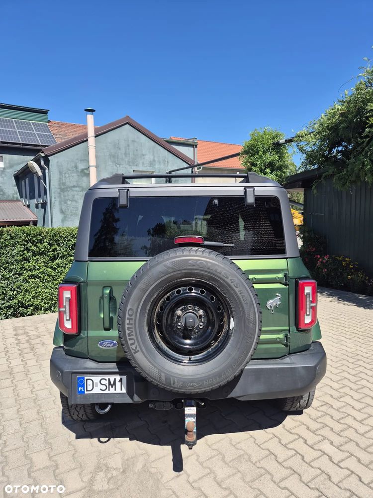 Ford Bronco - 3