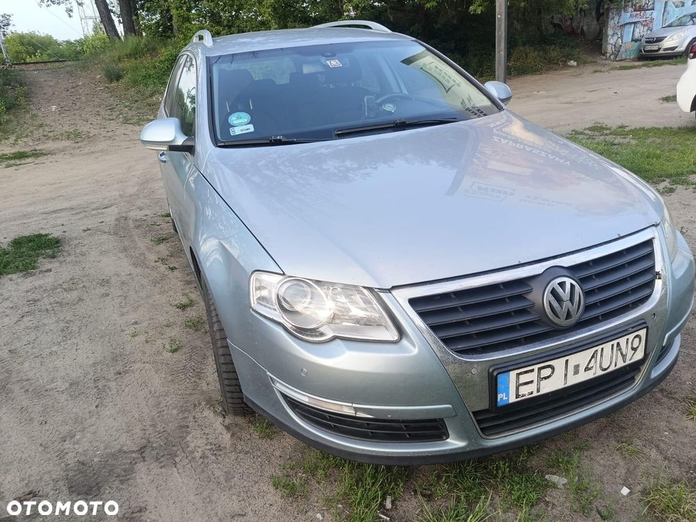 Volkswagen Passat 1.9 TDI Comfortline - 1