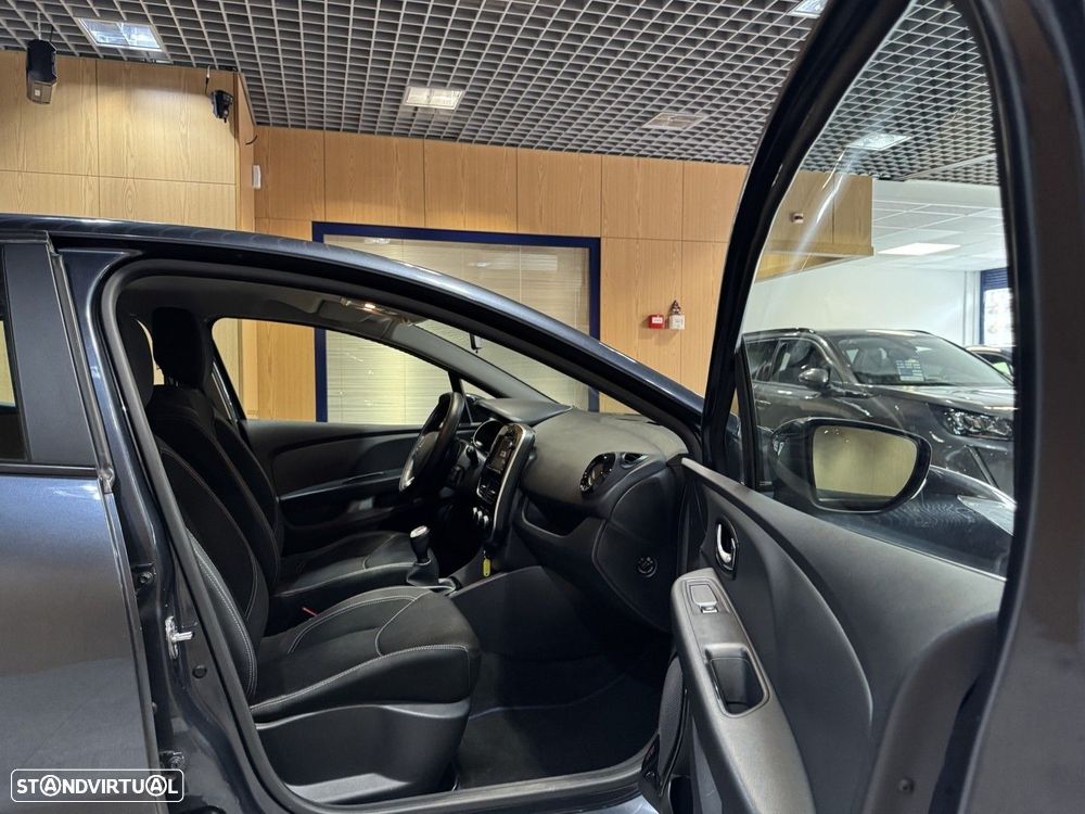 Renault Clio 1.5 dCi Comfort - 22