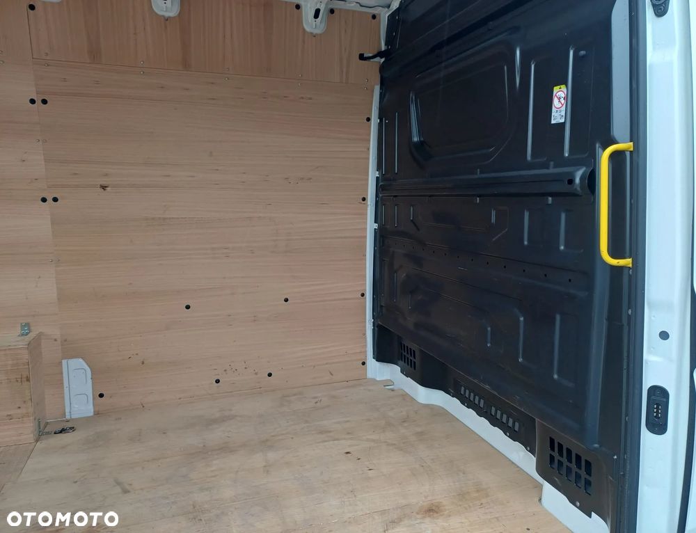 Volkswagen Crafter - 7