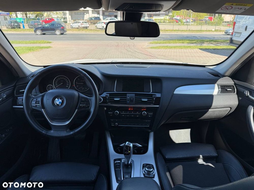 BMW X3 sDrive18d - 11